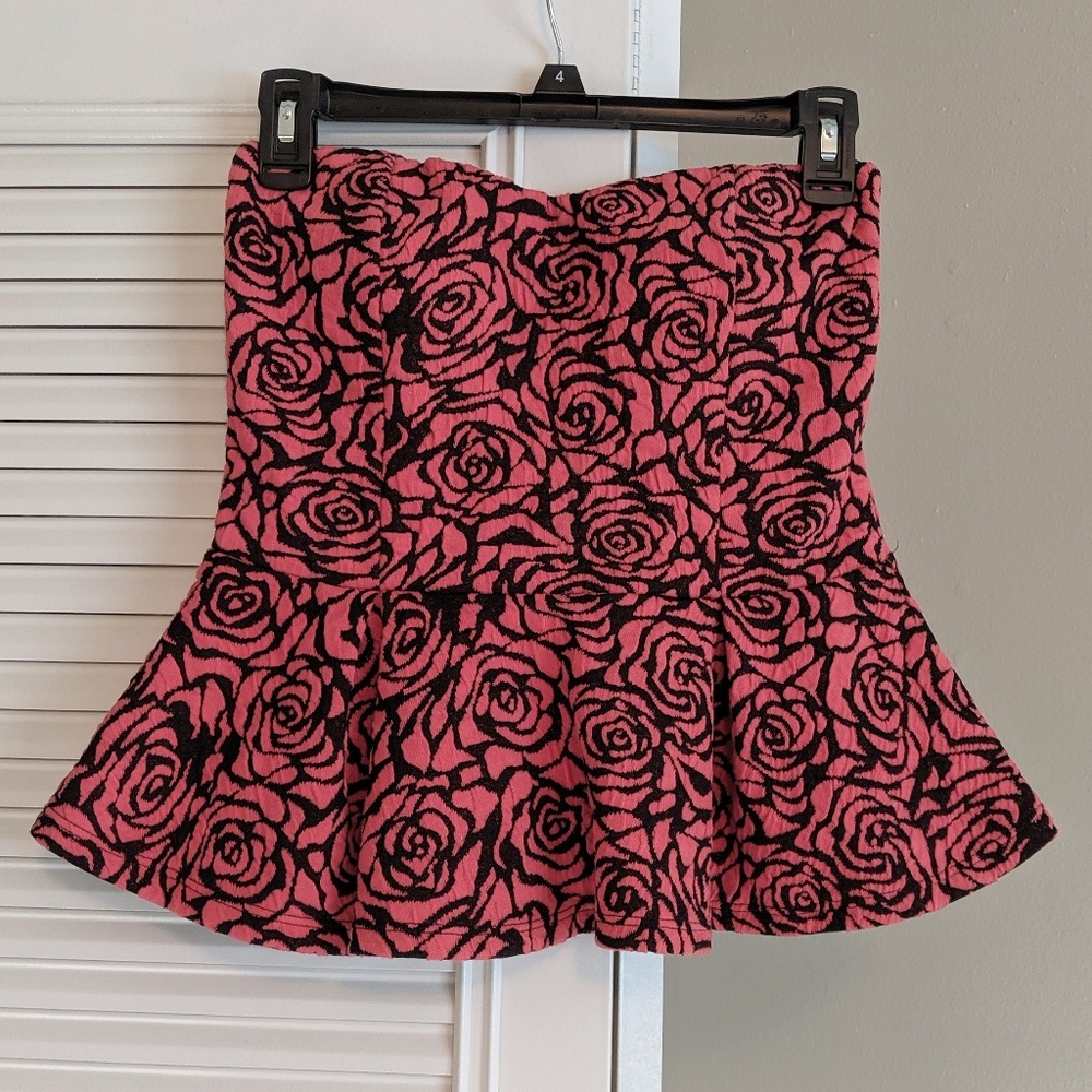 Doremi Strapless Floral Rose Peplum Top
